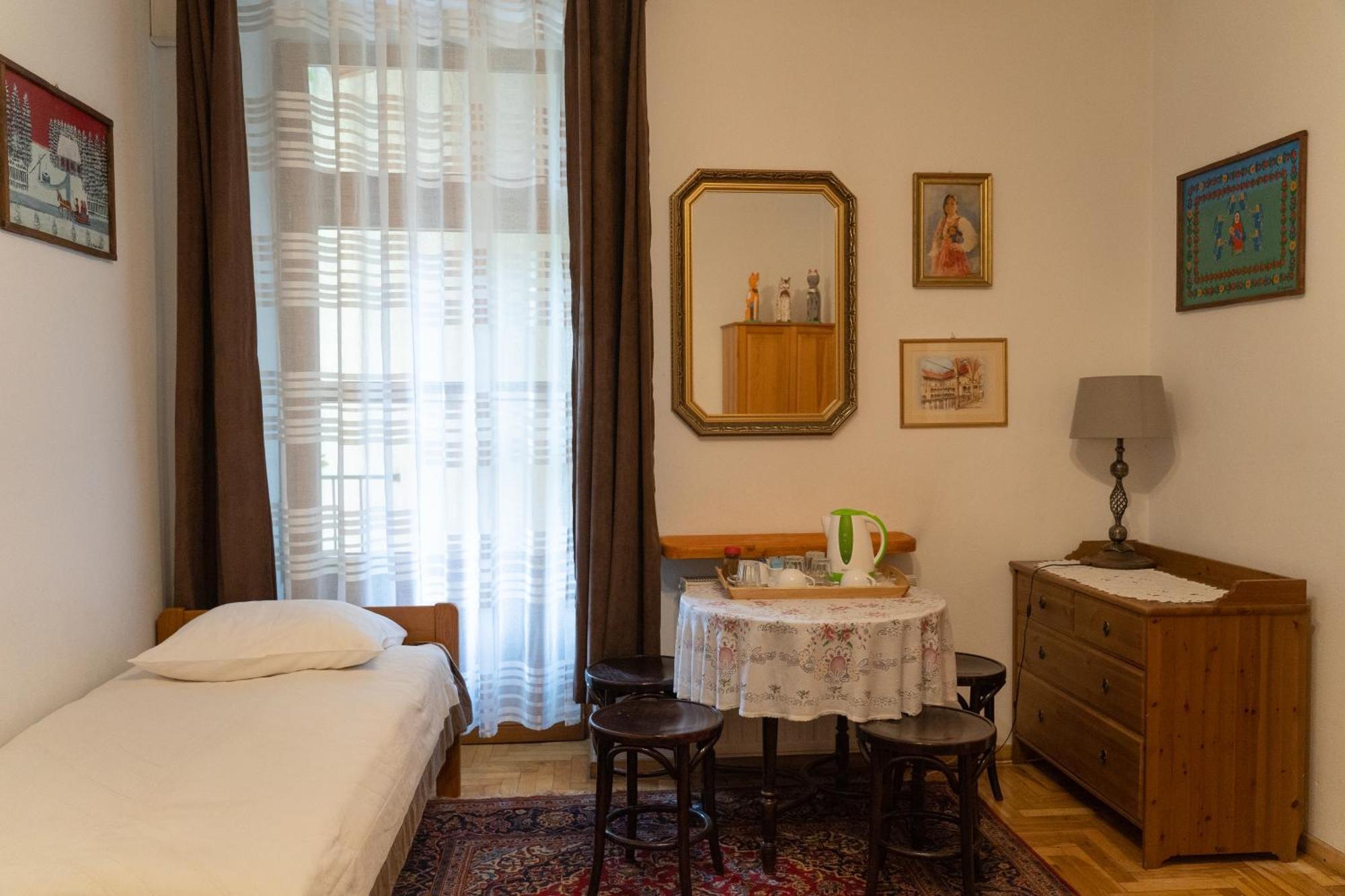 Kolory Guest House 크라쿠프 외부 사진